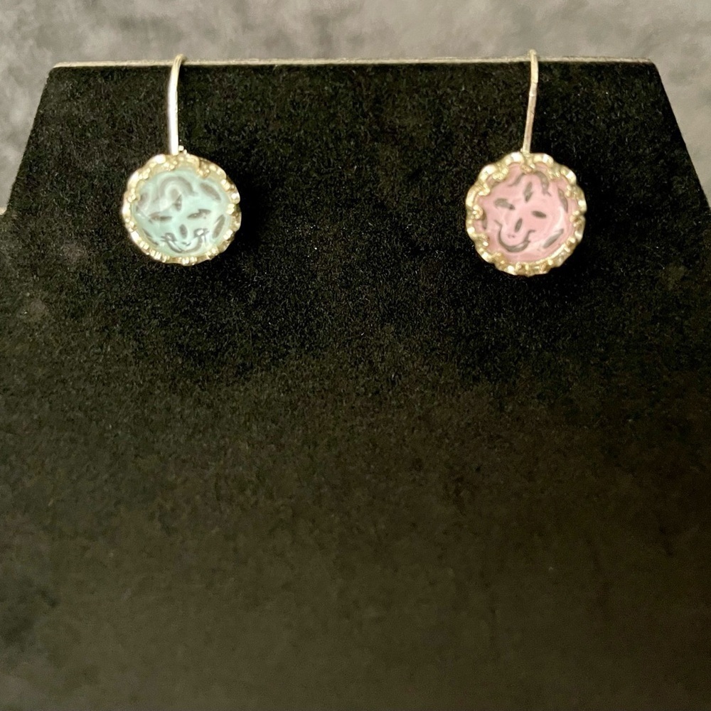 Avon Lattice baby blue and baby pink Dangle facet earrings Vintage Avon Silver - Picture 3 of 5